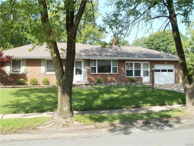 For Sale: 3 Elm Florissant, MO 63031