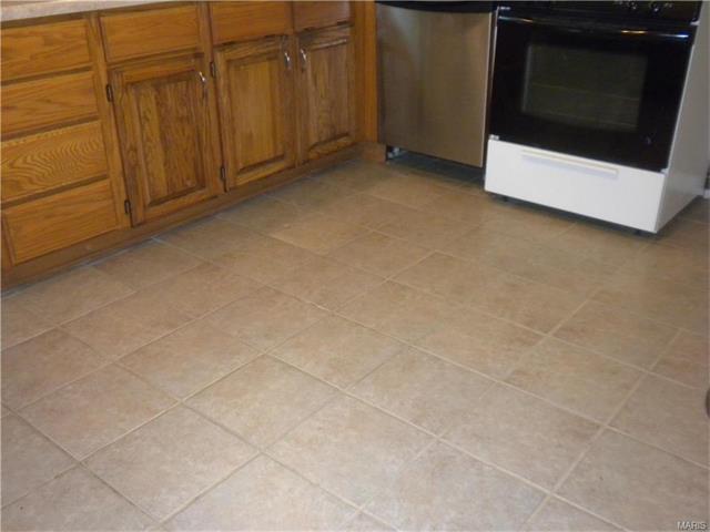 For Sale: 1245 Bellarmine Ln Florissant, MO 63031