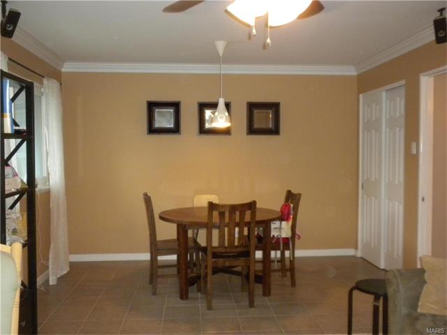 For Sale: 1245 Bellarmine Ln Florissant, MO 63031