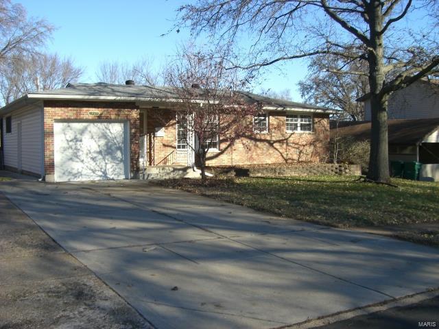 6267 Lake Paddock