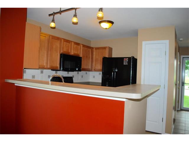 For Sale: 10 Jost Villa Dr Florissant, MO 63034