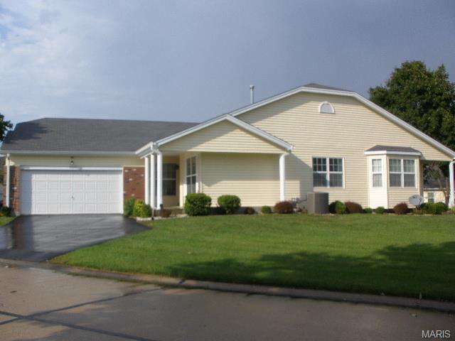 16000 Rose Wreath Ln