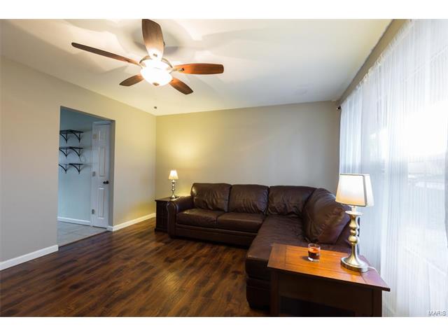5 Woodfork Ct