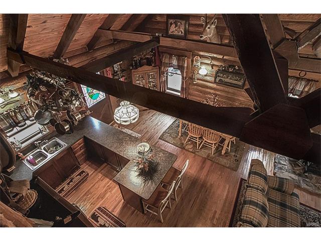 6852 Timberline Dr