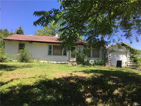 808 Dumont Pl #H