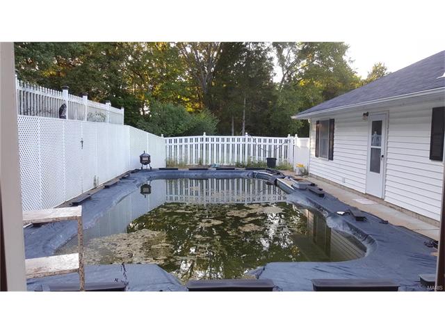 236 E Villa Ridge Rd