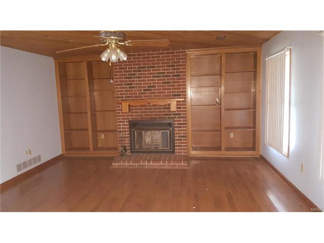236 E Villa Ridge Rd