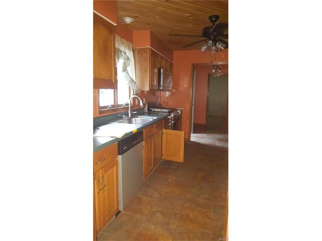 236 E Villa Ridge Rd