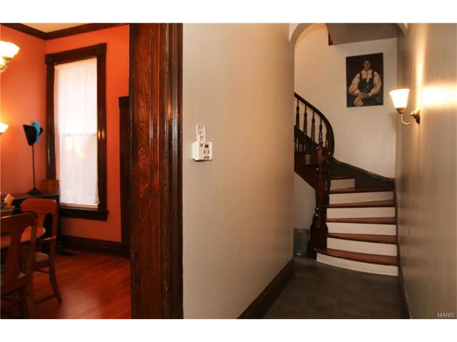 For Sale: 1834 Victor Saint Louis, MO 63104