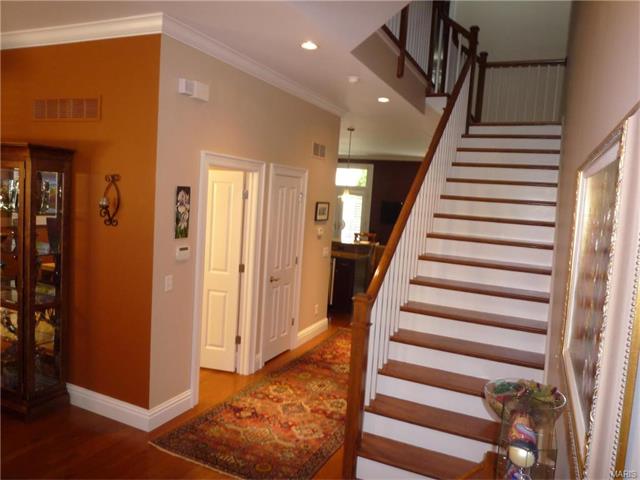 For Sale: 1409 Vail Pl Saint Louis, MO 63104