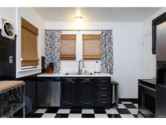 For Sale: 4509 Jamieson Ave Saint Louis, MO 63109