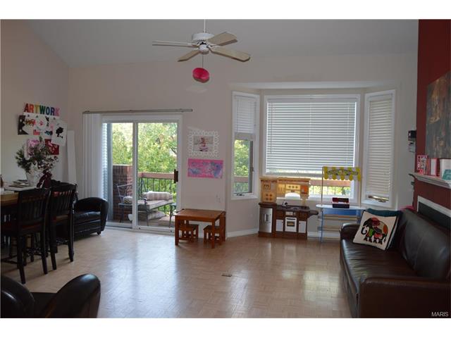 For Sale: 5600 Waterman Blvd #APT 4 Saint Louis, MO 63112