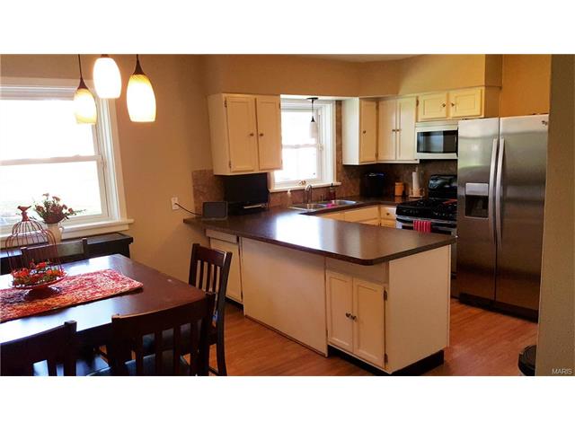 For Sale: 6405 Printz Ct Saint Louis, MO 63116