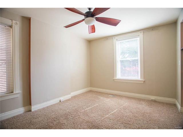 For Sale: 4757 Rosa Ave Saint Louis, MO 63116