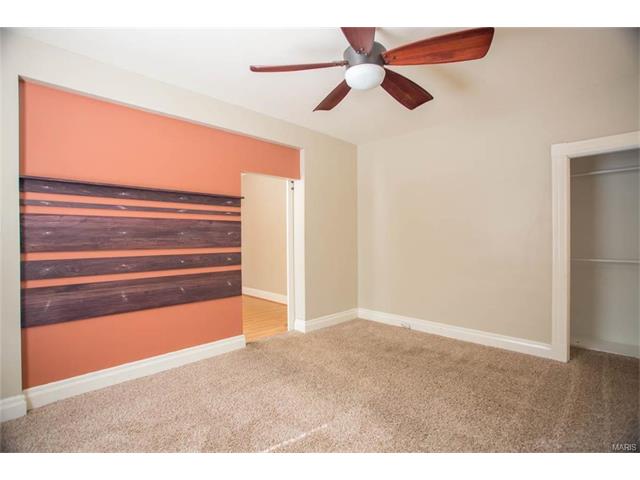 For Sale: 4757 Rosa Ave Saint Louis, MO 63116