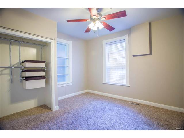 For Sale: 4757 Rosa Ave Saint Louis, MO 63116