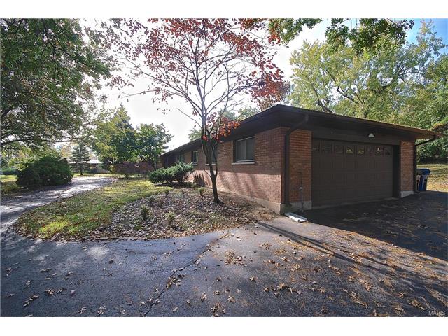 74 Berkshire Dr