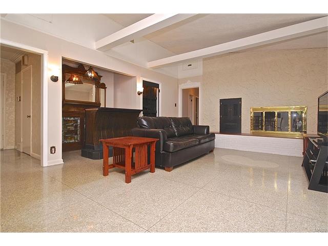 74 Berkshire Dr