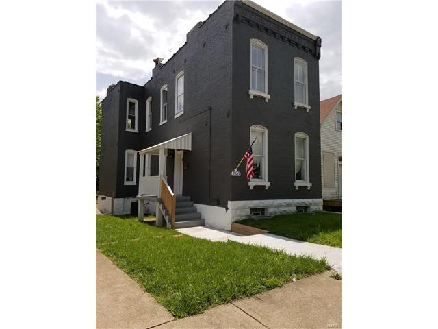 2110 Stansbury St Saint Louis, MO 63118