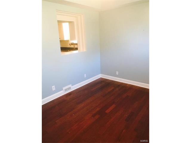 461 Julian Pl