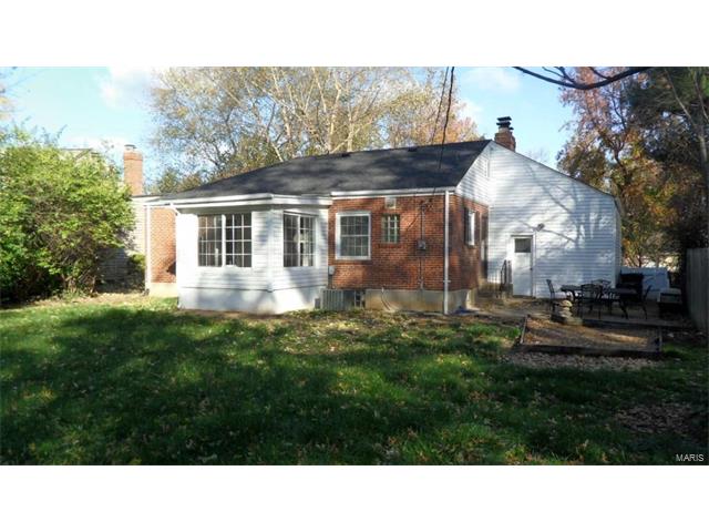 18 Winnetka Ln
