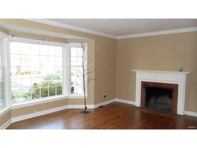 18 Winnetka Ln