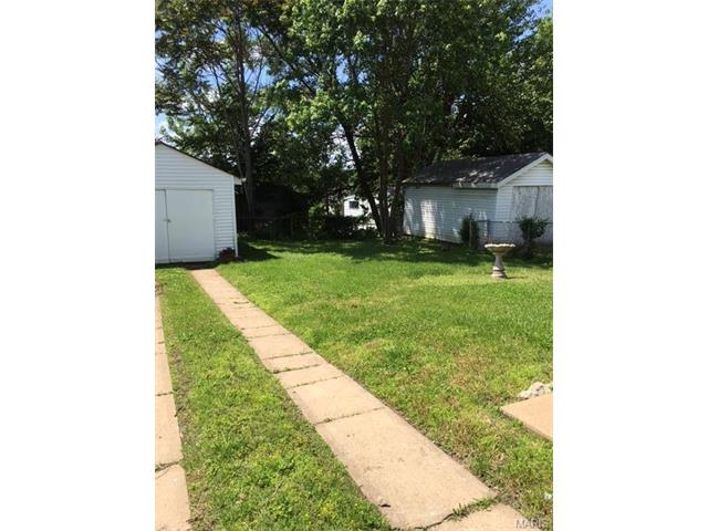 144 W Velma Ave, Saint Louis MO 63125