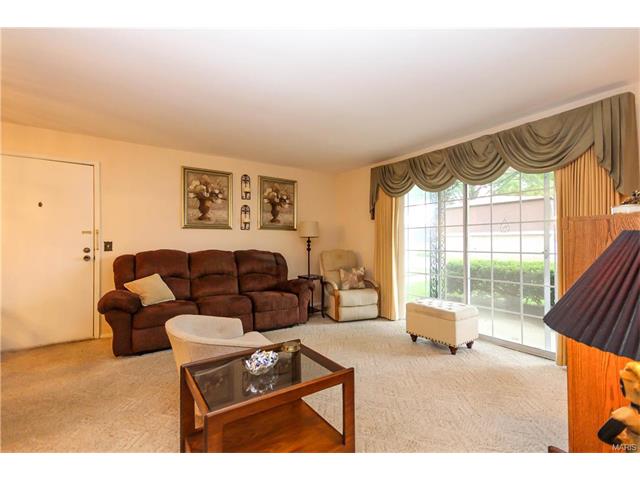 857 Dumont Pl #APT A Saint Louis, MO 63125