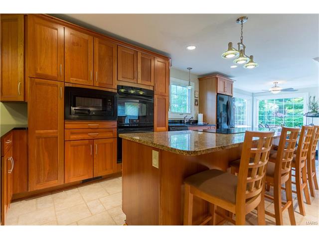 For Sale: 12658 Alswell Saint Louis, MO 63128