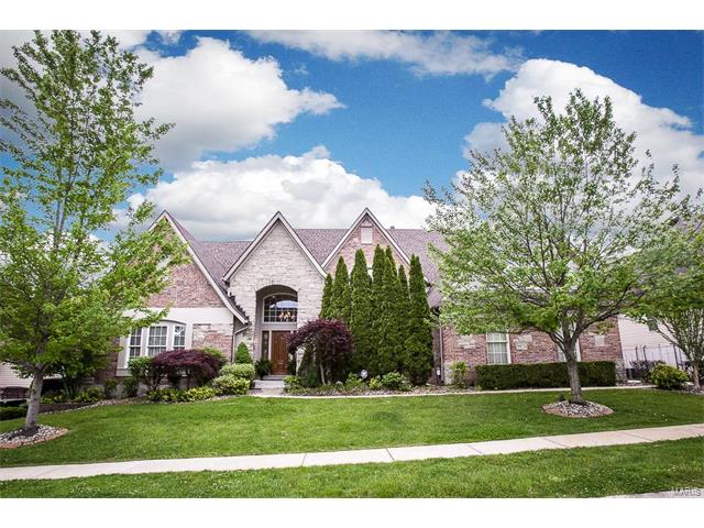 6 Fox Meadows Ln