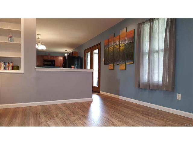 For Sale: 5316 Milburn Rd Saint Louis, MO 63129
