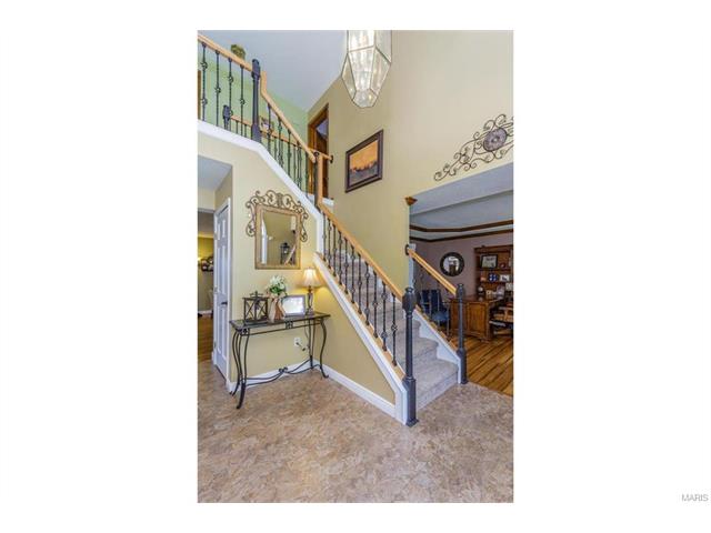 For Sale: 7055 Christopher Dr Saint Louis, MO 63129