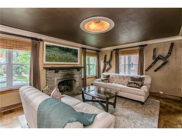 7444 Gannon, Saint Louis MO 63130