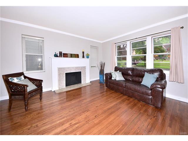 For Sale: 7909 Cornell Ave Saint Louis, MO 63132
