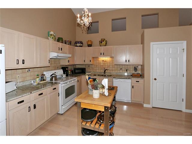 1294 Castle Gate Villas Dr
