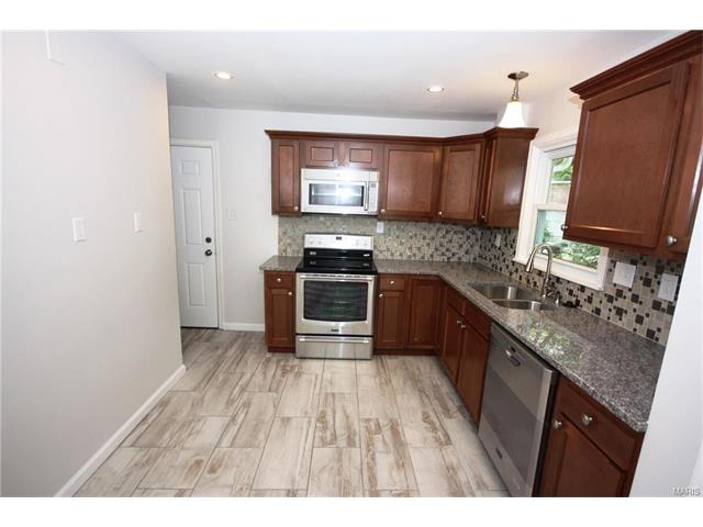 For Sale: 16 Buckeye Saint Louis, MO 63135