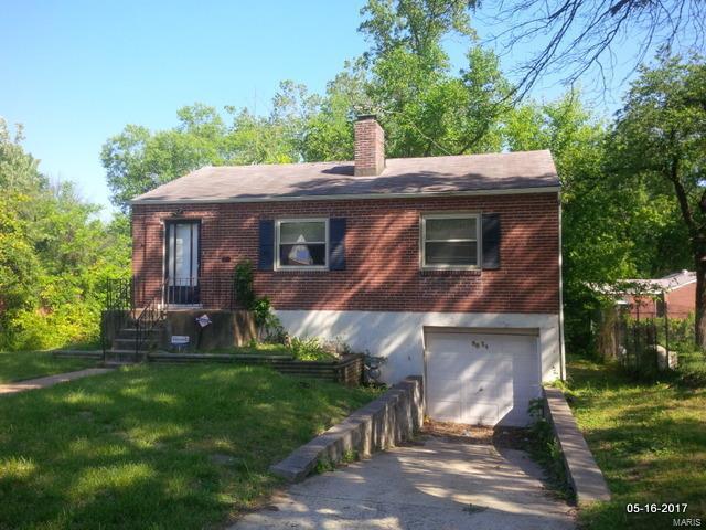 1901 Park Ln