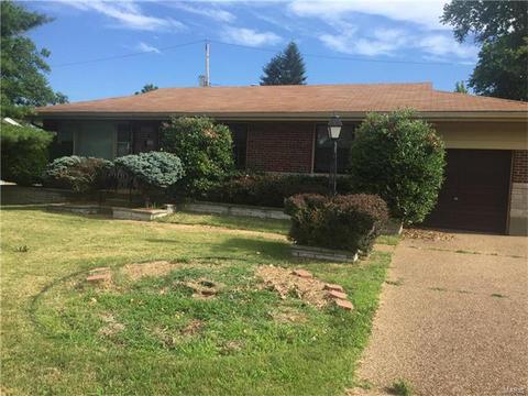 1746 Foley Dr