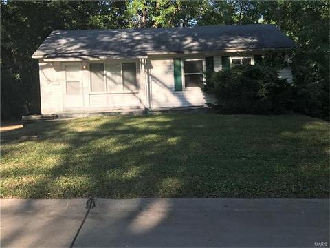 1746 Foley Dr