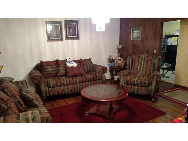 1824 Minneford Dr