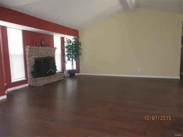 For Sale: 12026 Criterion Ave Saint Louis, MO 63138