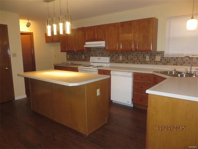 For Sale: 12026 Criterion Ave Saint Louis, MO 63138