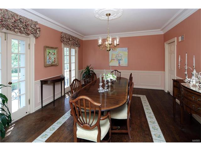 For Sale: 16 Colonial Hills Dr Saint Louis, MO 63141