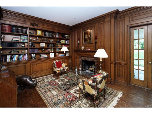 For Sale: 16 Colonial Hills Dr Saint Louis, MO 63141