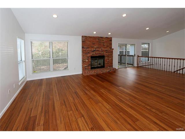 1146 Dunston Dr