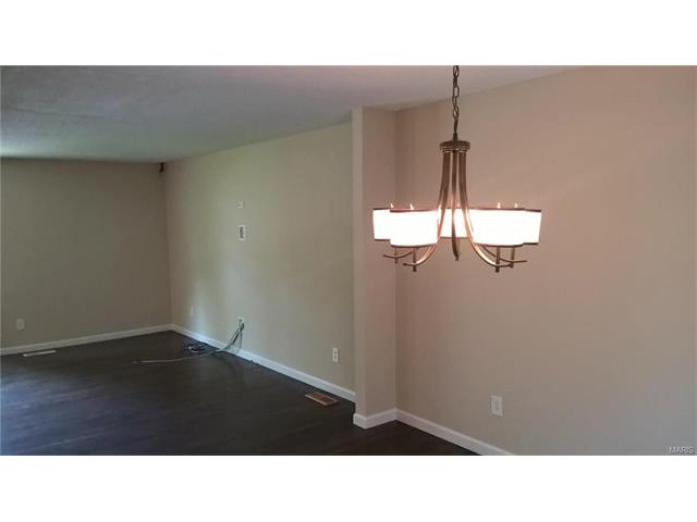 11664 Chieftain, Saint Louis MO 63146