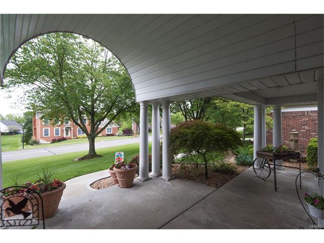 For Sale: 1143 Whitmoor Dr Saint Charles, MO 63304
