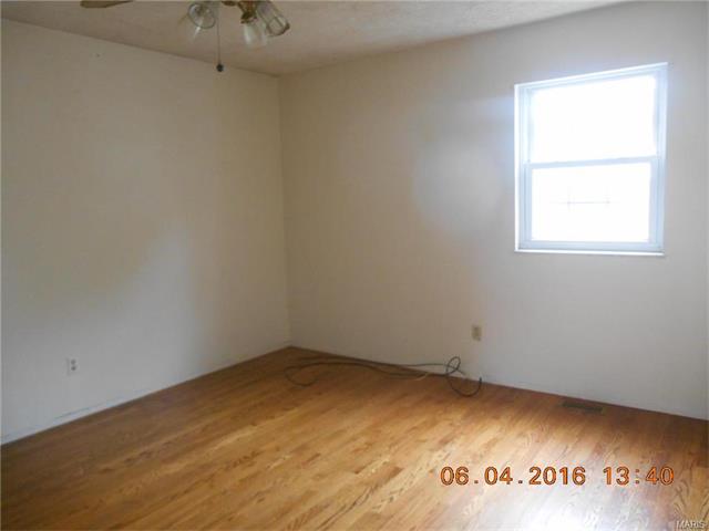 43 Cloverdale Saint Charles, MO 63304