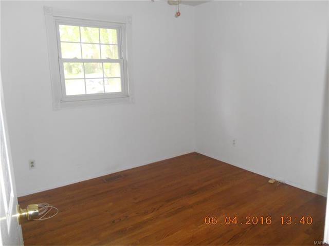 43 Cloverdale Saint Charles, MO 63304