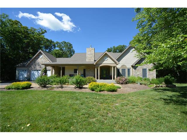 For Sale: 17 White River Ln Defiance, MO 63341